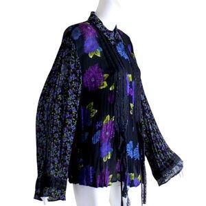 Chico's Design Chrysanthemum Lace Blouse/Jacket (Size 2)